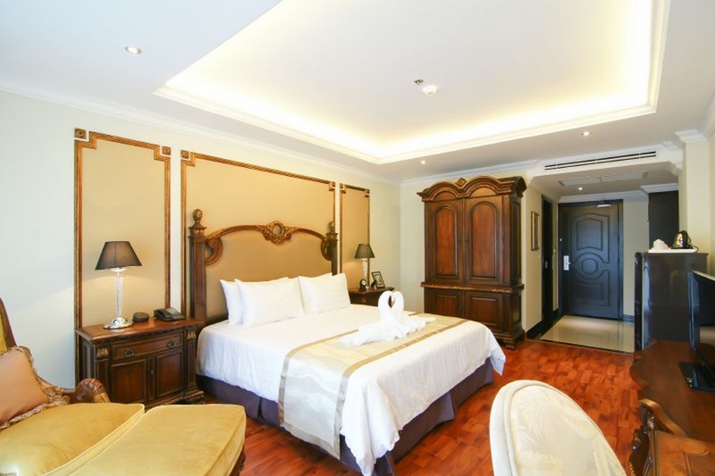 LK Miracle Suite Pattaya - Oda