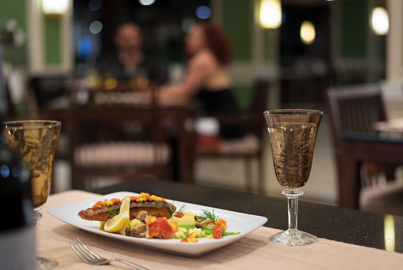 Centara Anda Dhevi Resort & Spa Krabi - Restoran