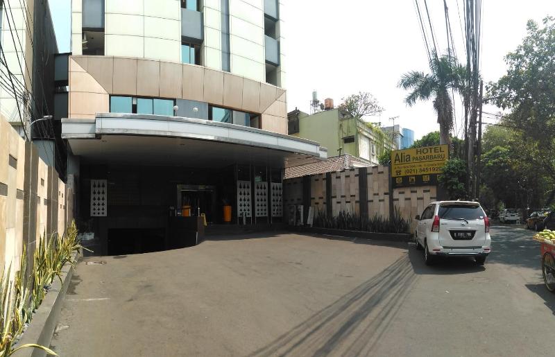 Alia Boutique Pasar Baru - Genel