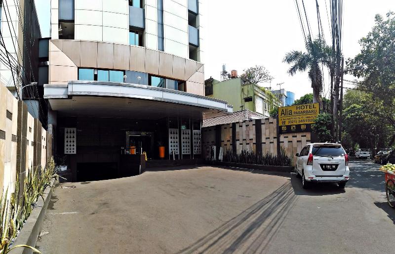 Alia Boutique Pasar Baru - Genel