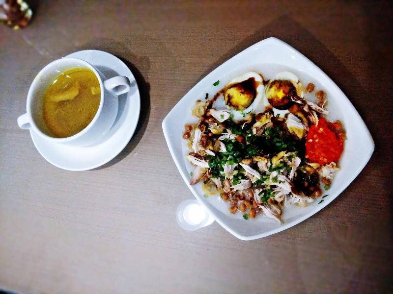 Alia Boutique Pasar Baru - Restoran