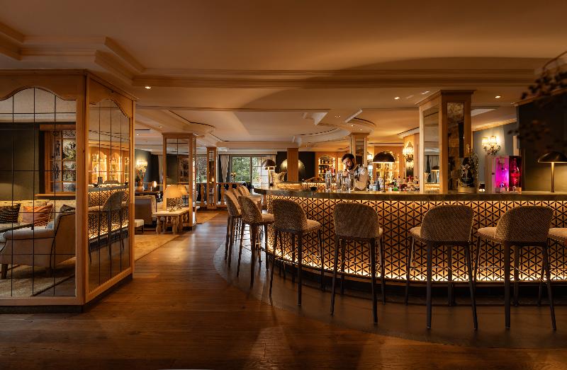 Romantik Schweizerhof Grindelwald - Bar