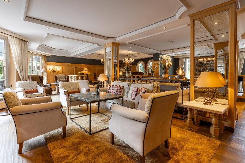 Romantik Schweizerhof Grindelwald - Lobi