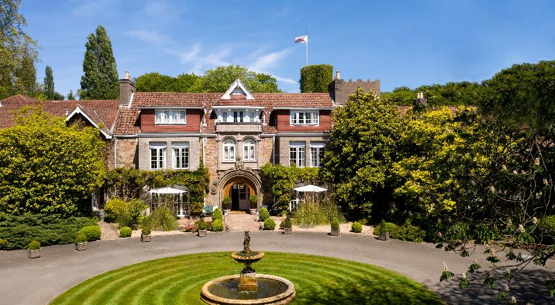 Longueville Manor - Genel