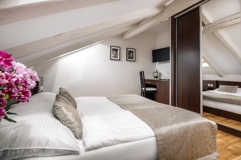 Hotel Unique - Oda