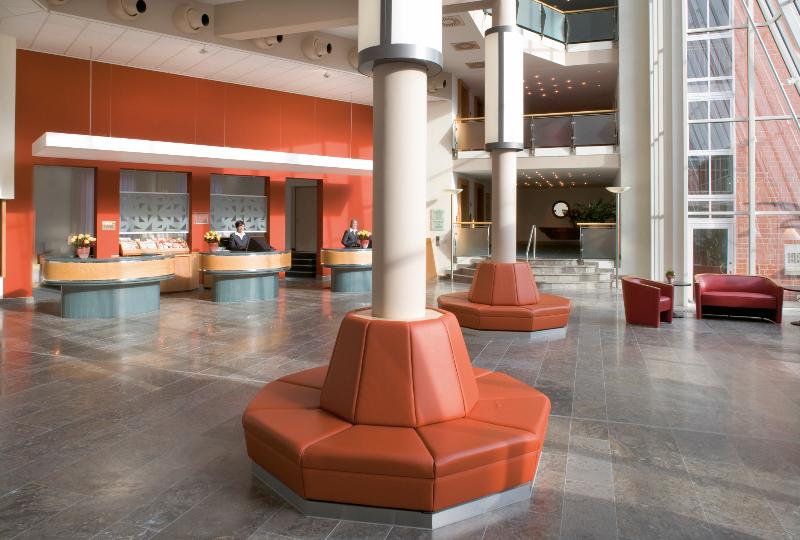 Movenpick Hotel Munster - Lobi