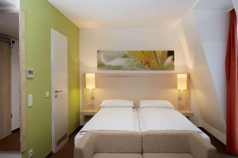 H+ Hotel Muenchen City Centre - Oda