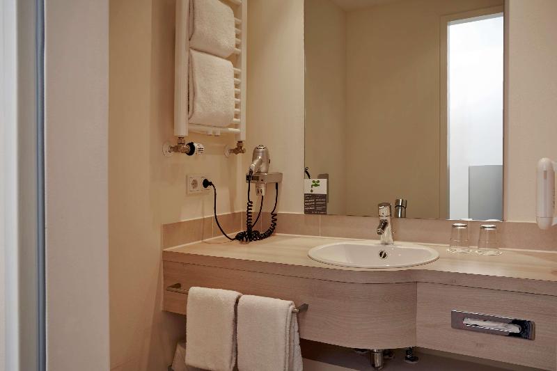H+ Hotel Muenchen City Centre - Oda