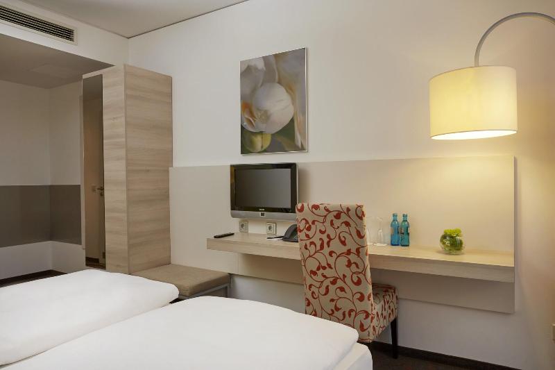 H+ Hotel Muenchen City Centre - Oda
