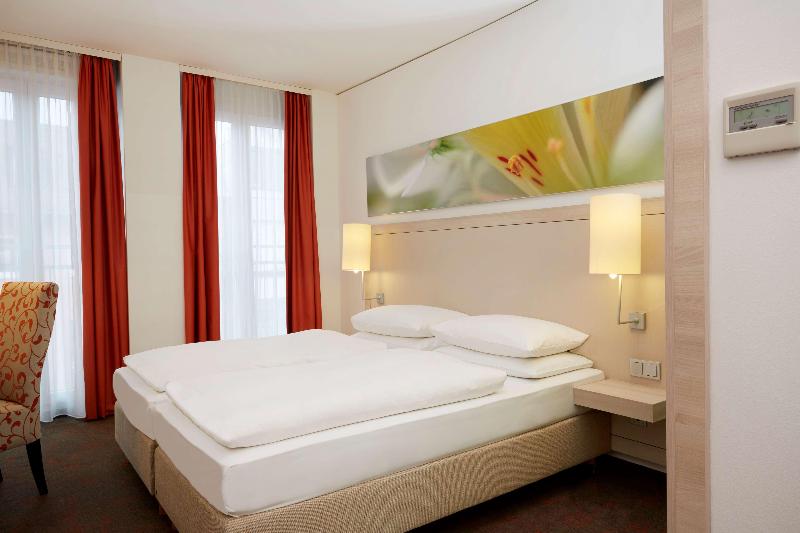 H+ Hotel Muenchen City Centre - Oda
