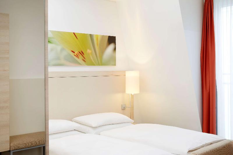 H+ Hotel Muenchen City Centre - Oda