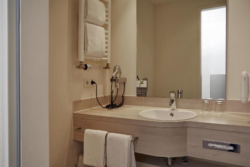 H+ Hotel Muenchen City Centre - Oda