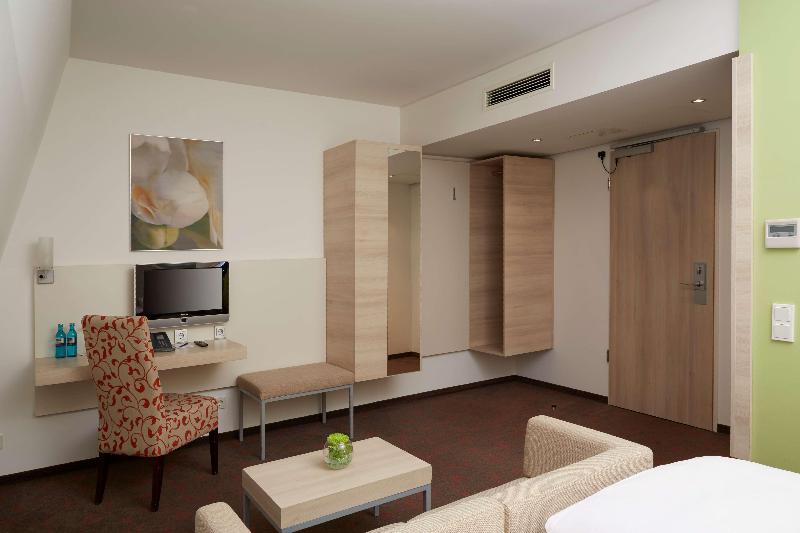 H+ Hotel Muenchen City Centre - Oda