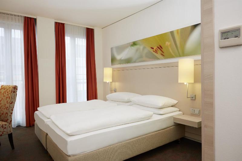 H+ Hotel Muenchen City Centre - Oda