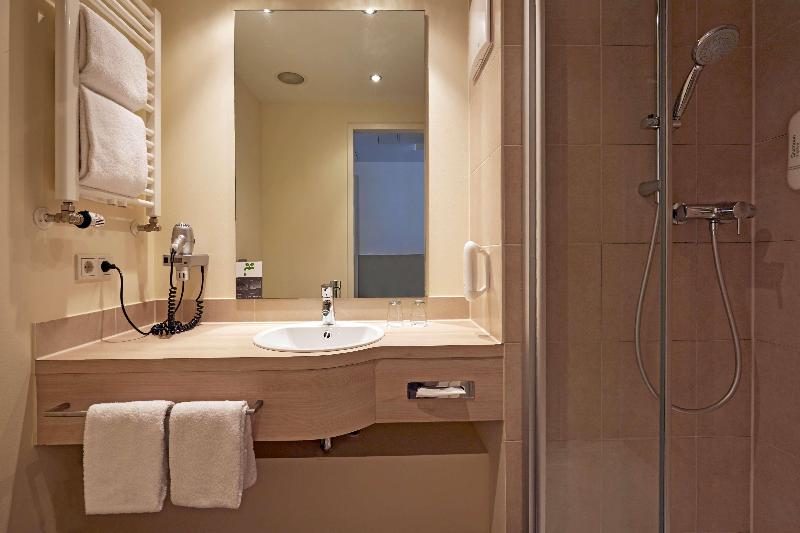 H+ Hotel Muenchen City Centre - Oda