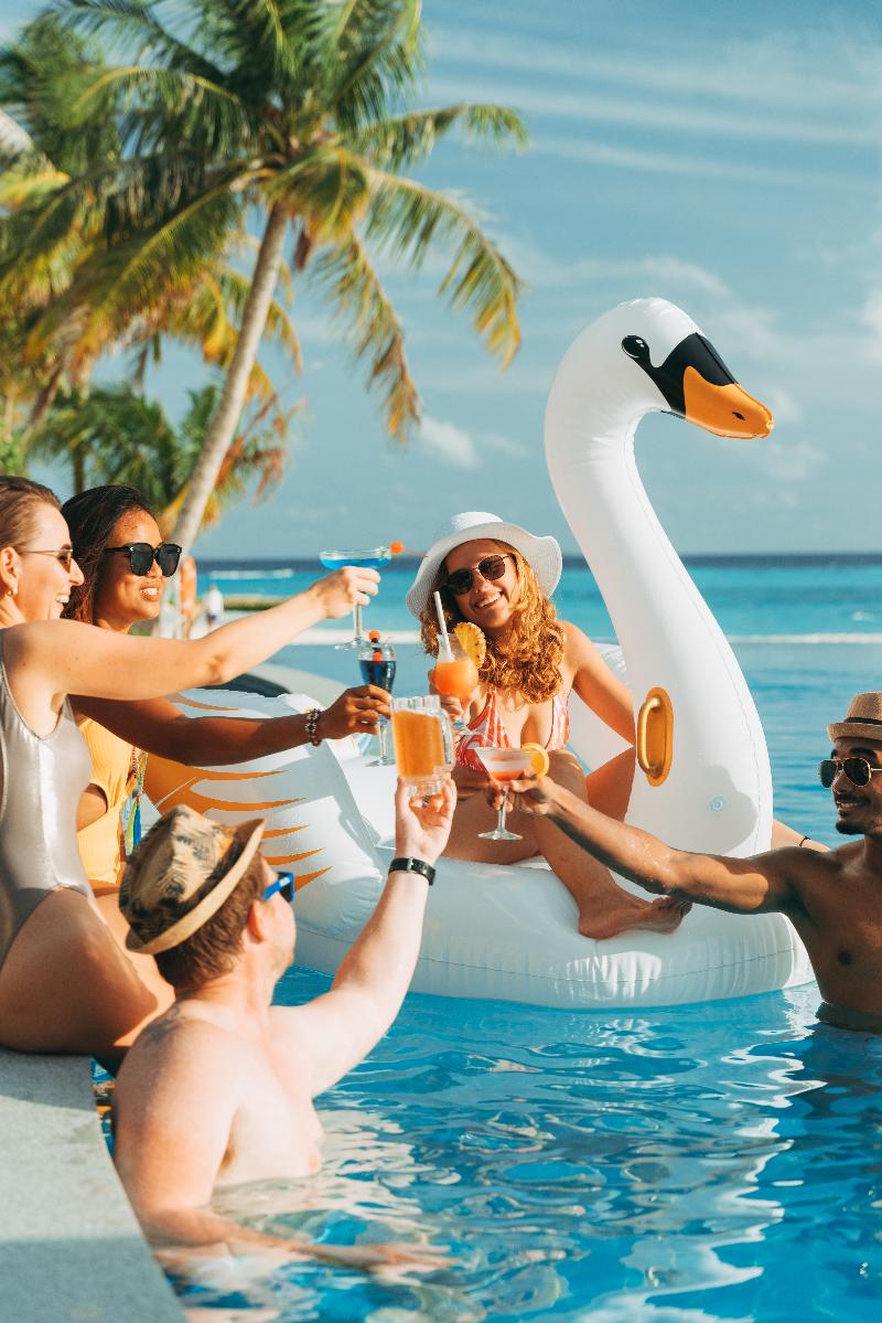 Nova Maldives - Havuz
