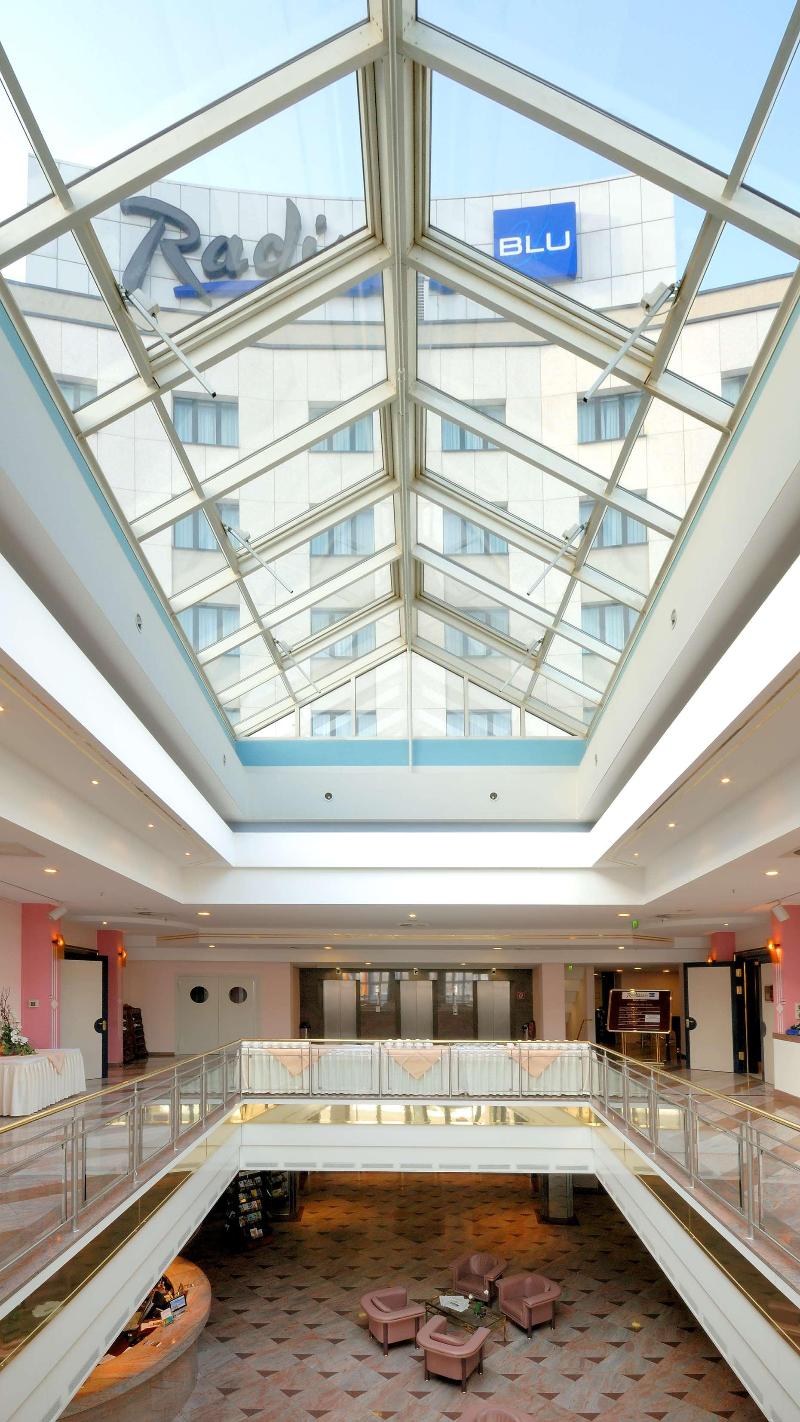 Radisson Blu Hotel Cottbus - Lobi