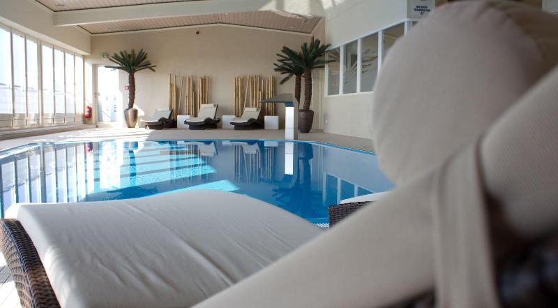 Radisson Blu Hotel Cottbus - Havuz