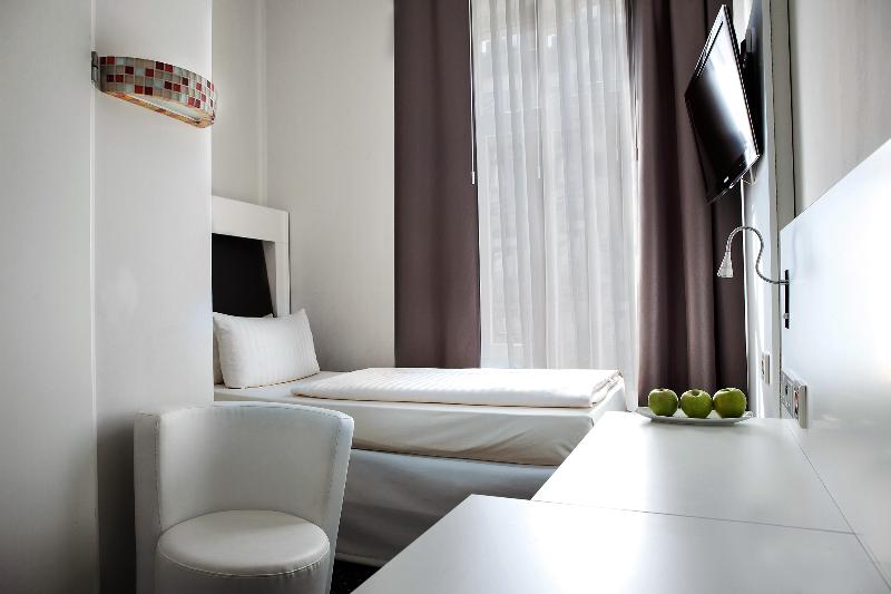 Grand Hotel Downtown - Oda