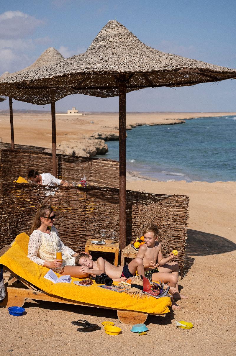 The Three Corners Sea Beach Resort - Plaj