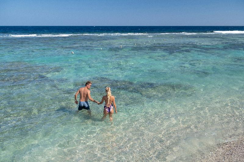 The Three Corners Sea Beach Resort - Plaj