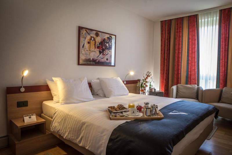 Hotel & Restaurant Vatel - Genel