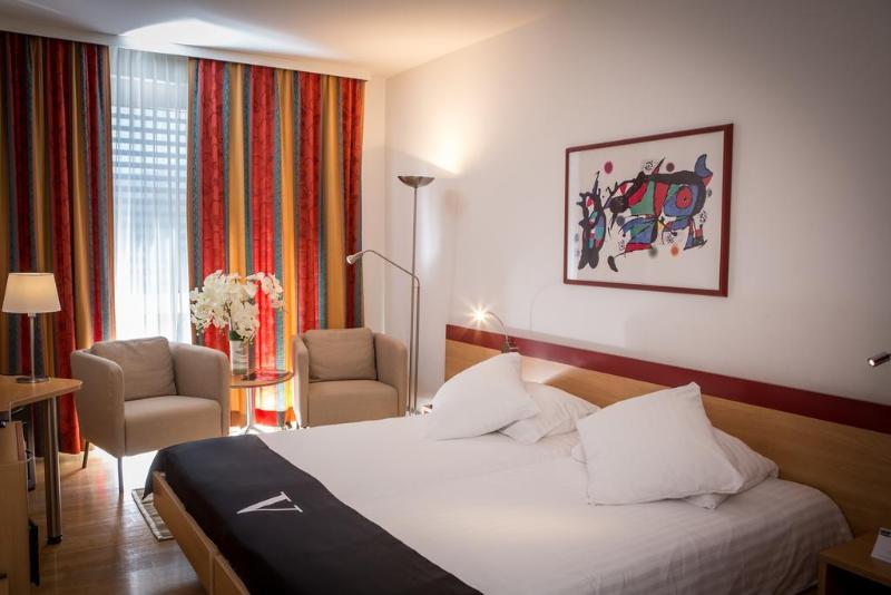 Hotel & Restaurant Vatel - Genel