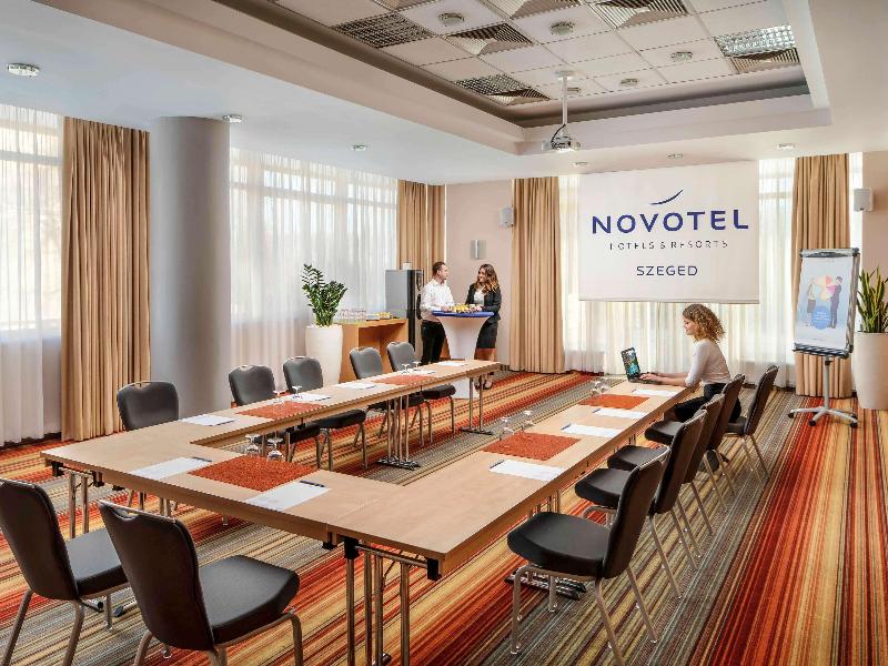 Novotel Szeged - Toplantı