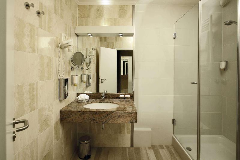 H4 Hotel Frankfurt Messe - Oda
