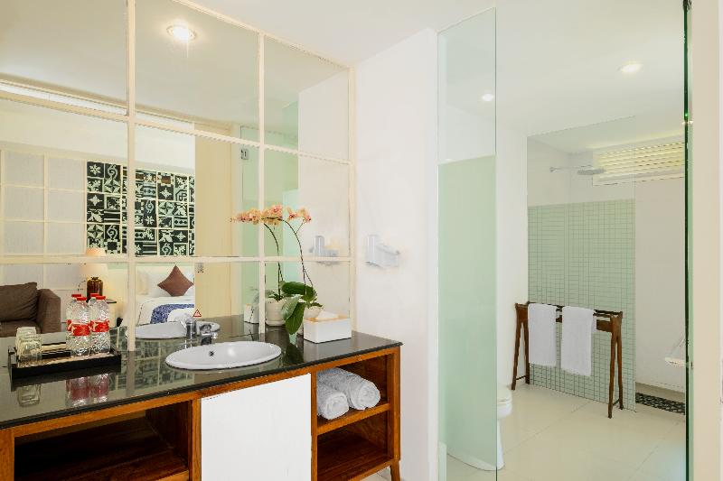 The Kanjeng Suite & Villa Sanur - Oda
