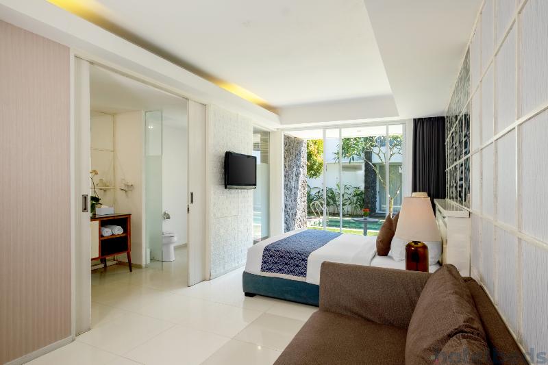 The Kanjeng Suite & Villa Sanur - Oda