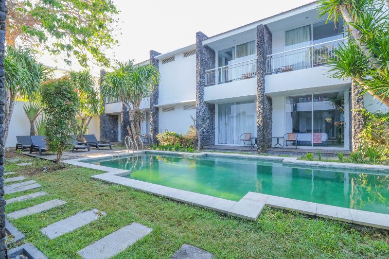 The Kanjeng Suite & Villa Sanur - Havuz