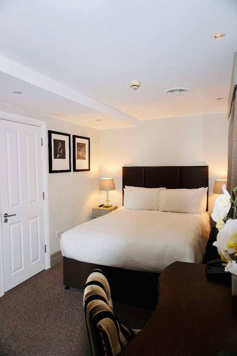 Tophams Hotel Belgravia - Oda