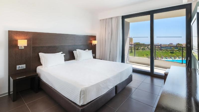 RR Alvor Baia Resort - Oda