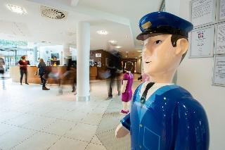 Drayton Manor Hotel fotoÄŸrafÄ±