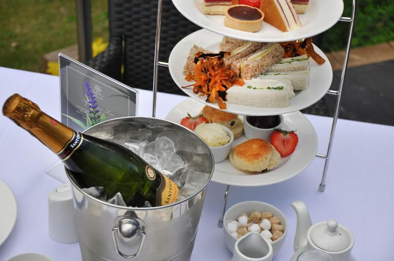 Drayton Manor Hotel - Restoran