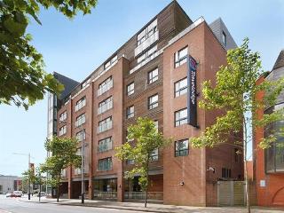 Travelodge Swansea Central otel fotoğrafı