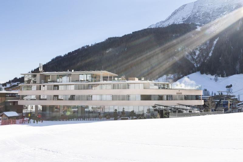 Arlmont - Genel