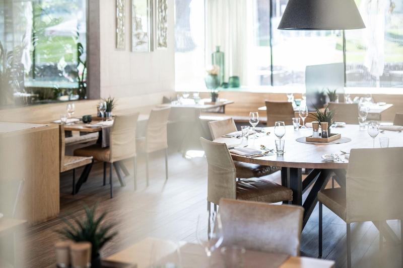 Arlmont - Restoran