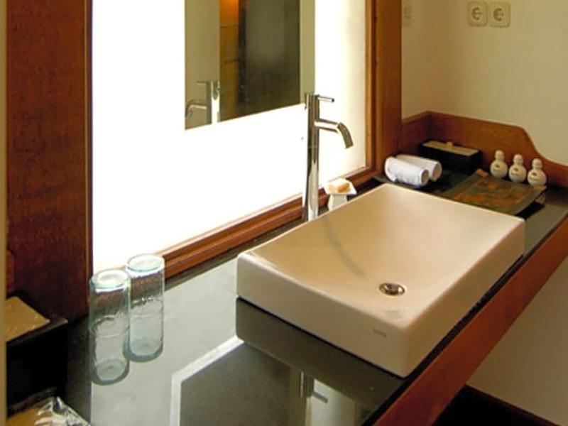 Kura Kura Resort - Genel