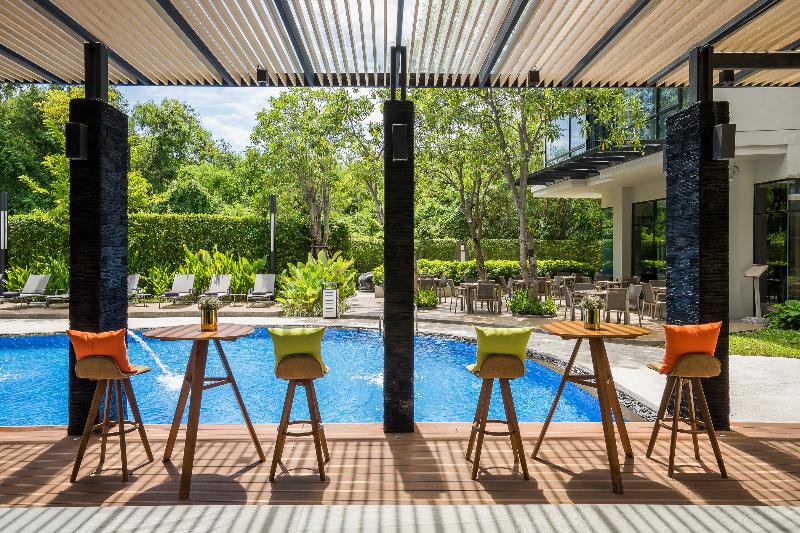 Altera Hotel and Residence by At Mind - Bar