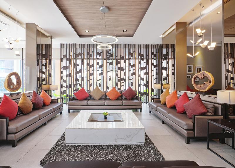 Altera Hotel and Residence by At Mind - Lobi