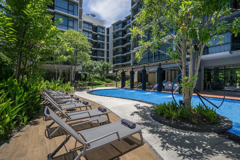 Altera Hotel and Residence by At Mind - Havuz