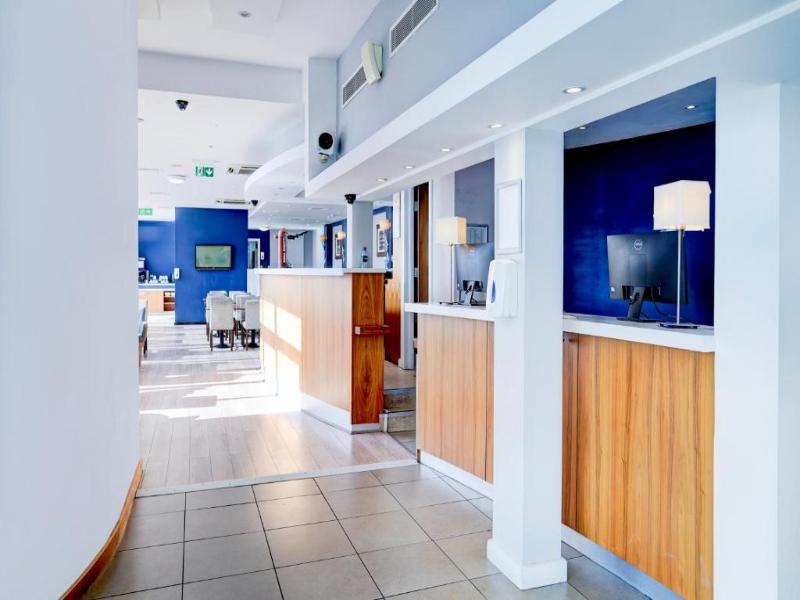 Belvilla Crewe City Centre Hotel - Lifestyle - Lobi