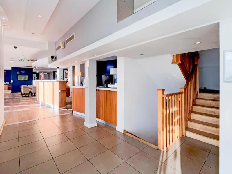 Belvilla Crewe City Centre Hotel - Lifestyle - Lobi
