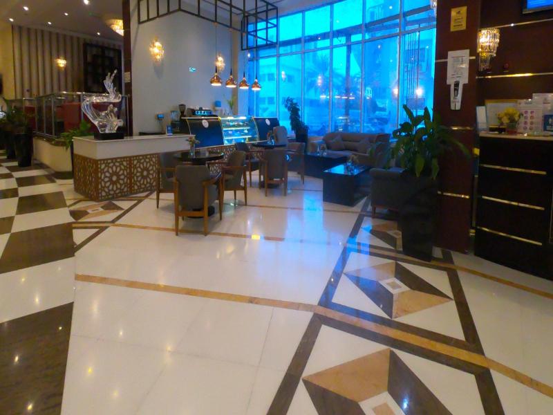 Horizon Manor - Bar