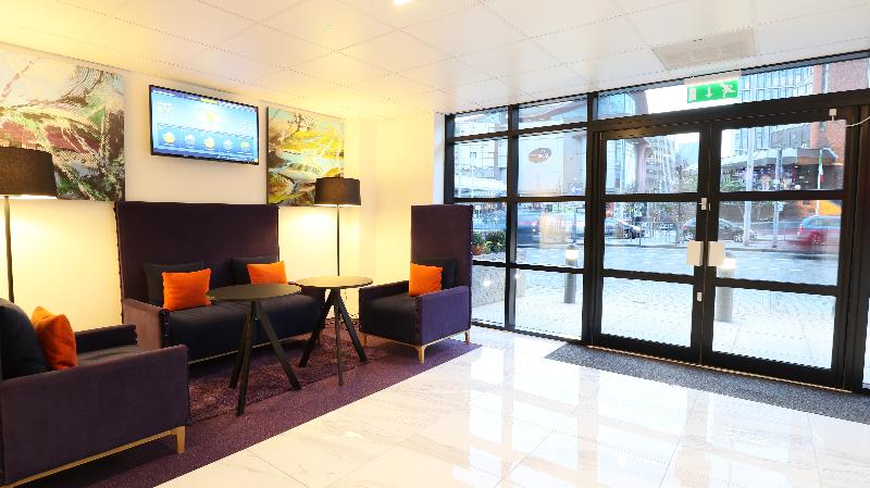 Citrus Hotel Cardiff by Compass Hospitality - Lobi