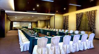 Grand City Hall Hotel Serviced Residences Medan fotoÄŸrafÄ±