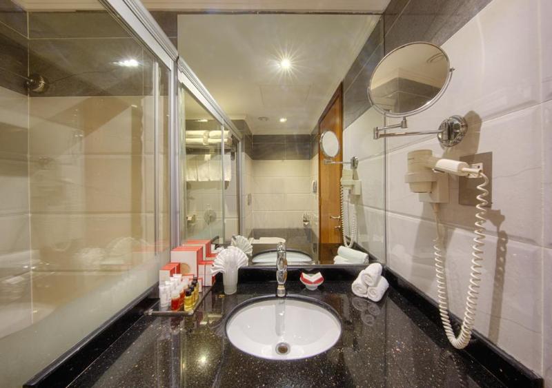 Al Safwah Royale Orchid Hotel - Genel