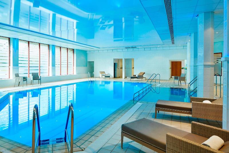 Delta Hotels by Marriott Swindon - Havuz